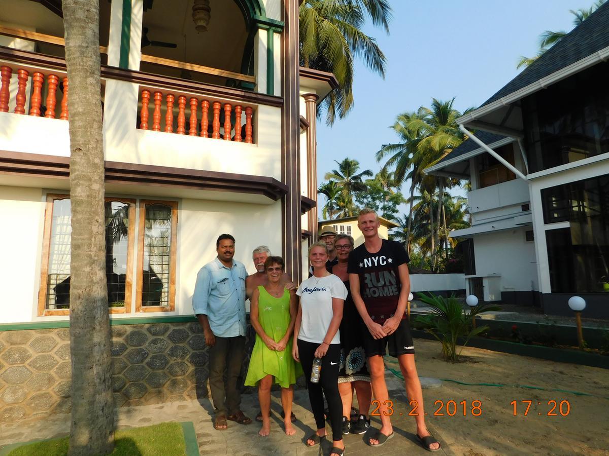 Kochi Sunset Beach Villa Cherai מראה חיצוני תמונה
