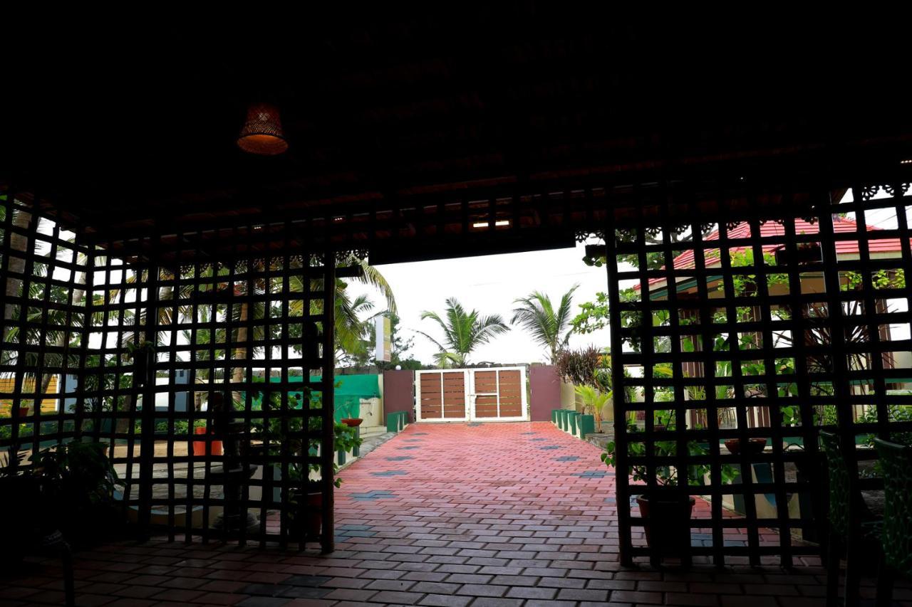 Kochi Sunset Beach Villa Cherai מראה חיצוני תמונה